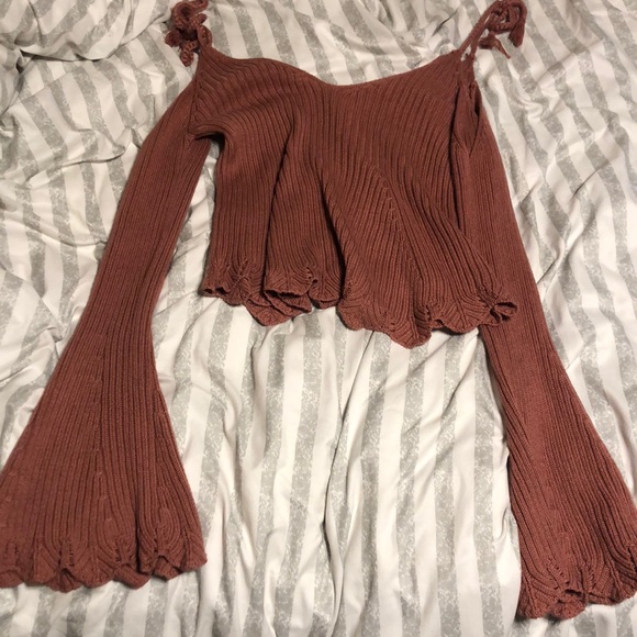 Pinkey Nude Sweater W/ Cold Shoulders - Picture 2 of 3